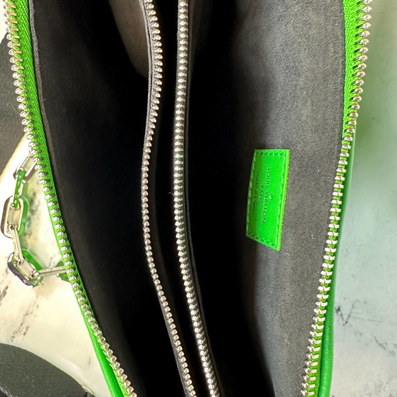 Louis Vuitton Green Coussin Bag PM Monogram Leather embossed Crossbody Shoulder - Picture 4 of 15